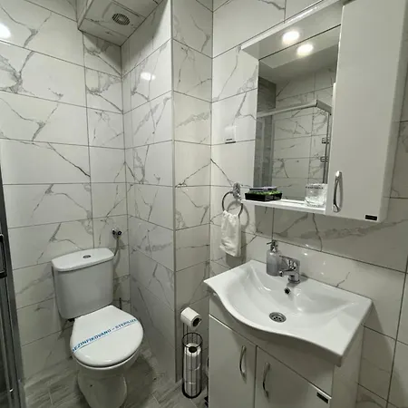 アパート Vanila Lux クラグイェヴァツ